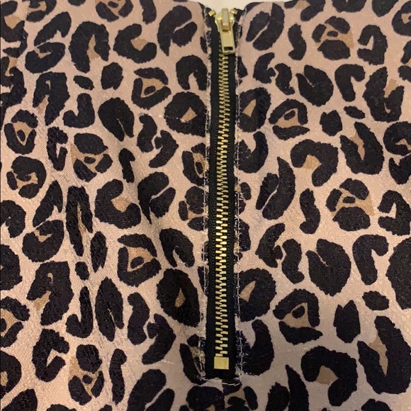 Adorable cheetah print skirt - Picture 3 of 3